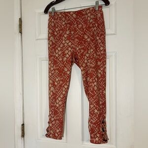 Maurice’s Luxe Capri leggings.